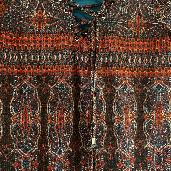 Blue and Red Pattern Dress - Picture 5 of 5